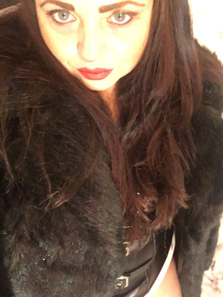 MistressDre from Elgin, 38 years old