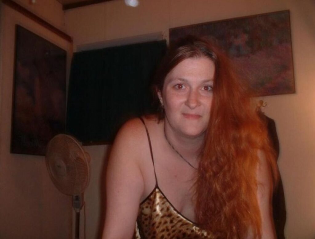 pullmyhair from Louisville, 55 years old