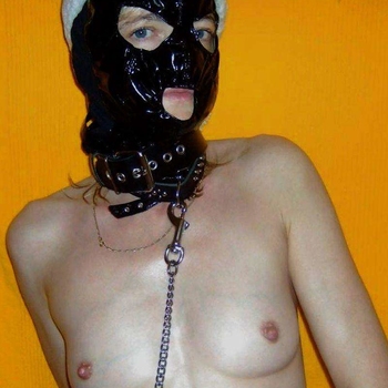 Slave4U7566 from Clovis, 31 years old