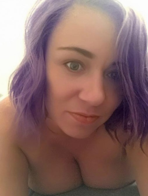 PlayMel from Evansville, 37 years old