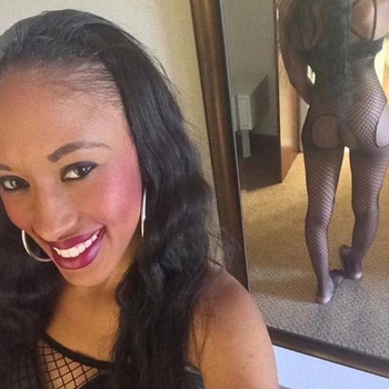 JustMeee from Atlanta, 27 years old