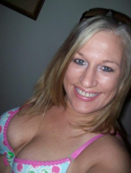 WetRose from Berkeley, 58 years old