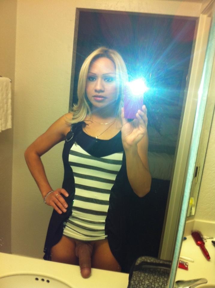 UrGlory from Pembroke Pines, 35 years old