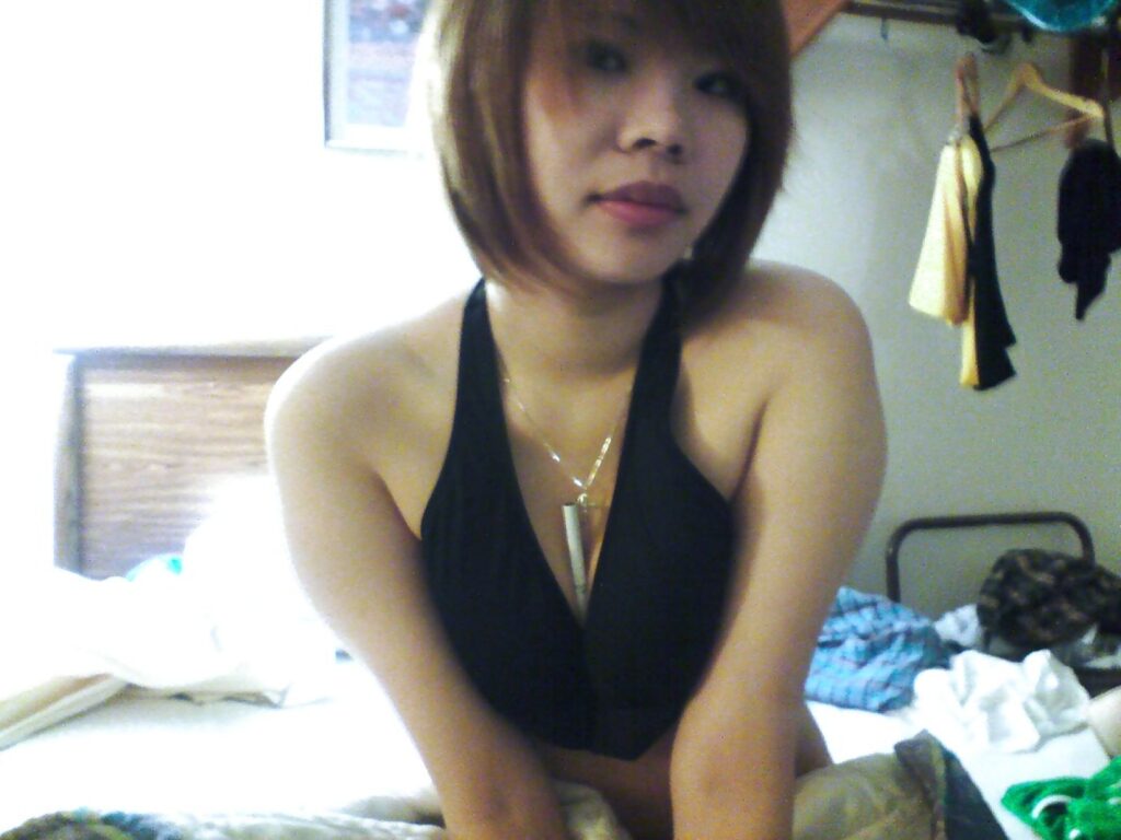 Asian_babe from Port St. Lucie, 27 years old