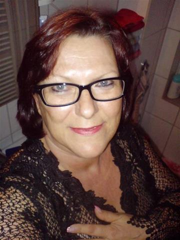 lickNnibble from Oklahoma, 64 years old