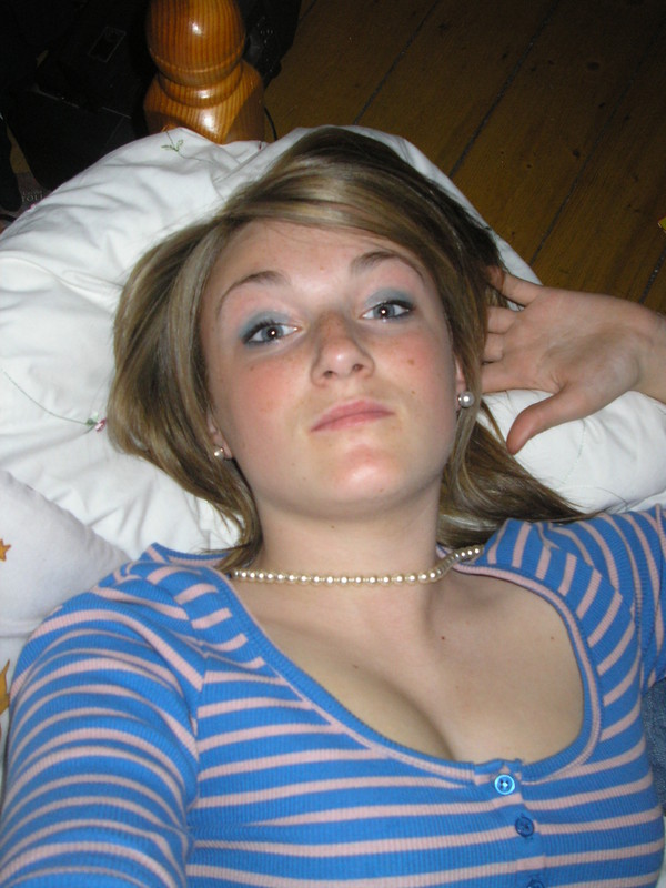 Kirsten from Victorville, 32 years old