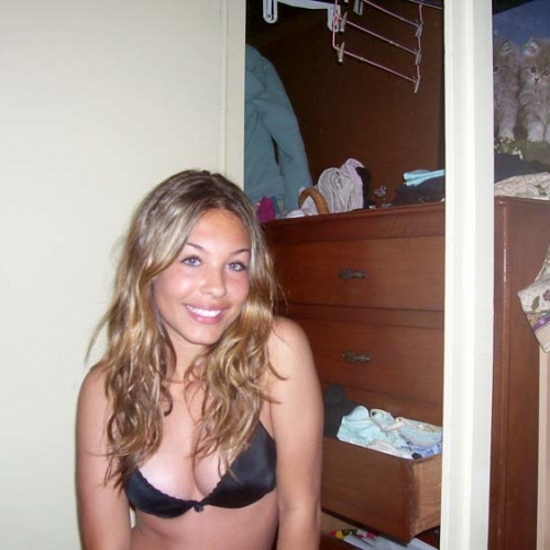 able_ada from Elk Grove, 33 years old